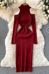 Robe pull moulante en tricot à manches longues et épaules dénudées